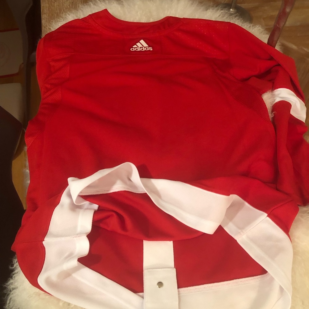 SOLD!Auth. Mens Adidas Detroit Red Wings jers SZ S - Picture 8 of 13